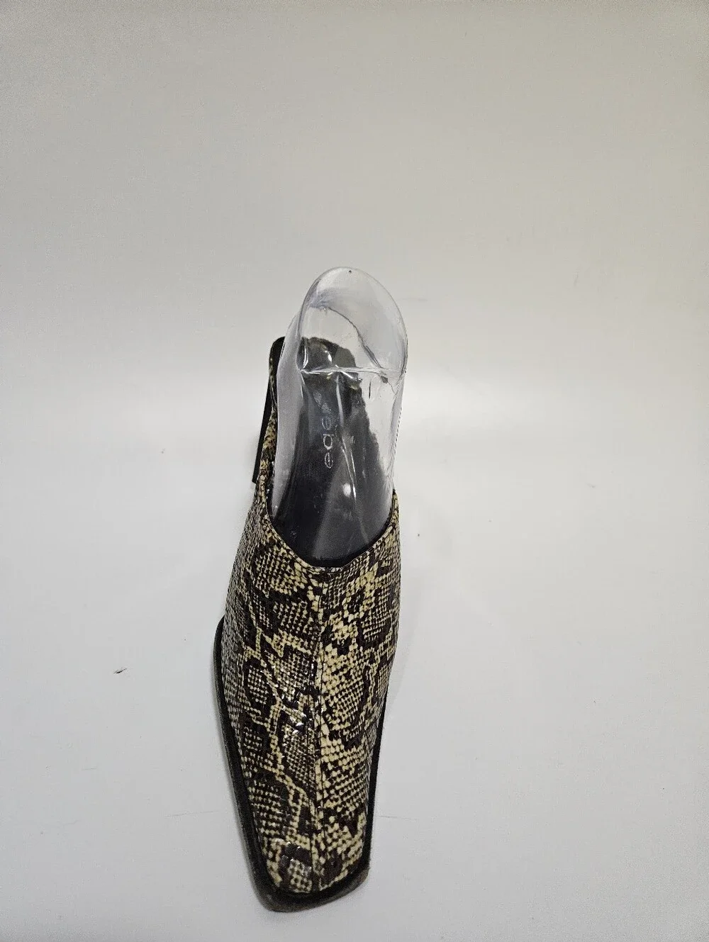 bebe Womens Snakeskin print Pumps 9.5M Block Heel Square Toe made in spain
